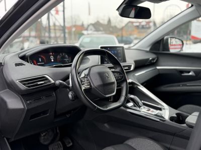 PEUGEOT 3008 1.6 BlueHDi Allure EAT6 Teljes szerviztörténet. Carplay. radar. tempomat. 8 gumi