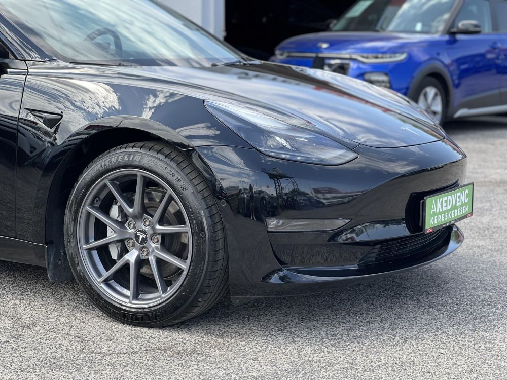 TESLA MODEL 3 Long Range AWD (Automata) 47e km. mátrix LED. hőszivattyú. AMD Ryzen. garanciális!