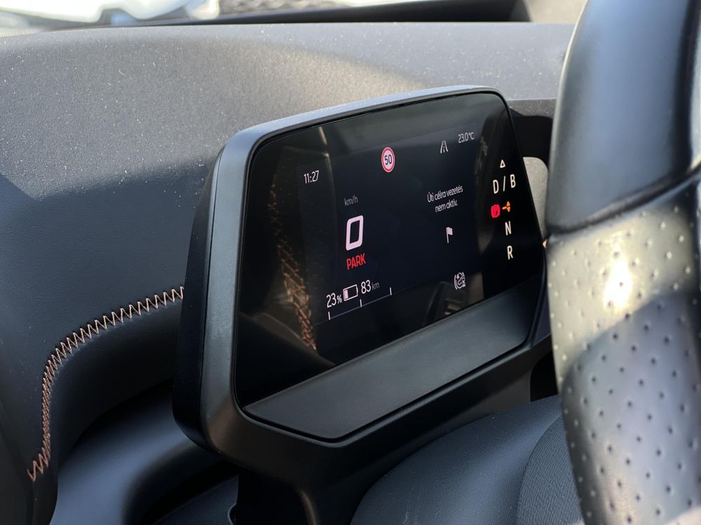 CUPRA BORN 58 kWh 64e km. 400 km hatótáv. ülésfűtés. CARPLAY!