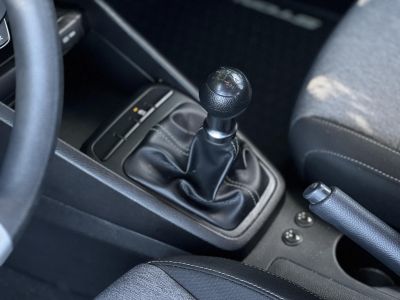 KIA STONIC 1.25 MPI Style Magyarországi. Gyári fényezés. 63e km.Végig vezetett szervizkönyv!