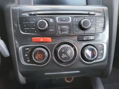 CITROEN C4 1.6 HDi Tendance Tempomat Digitklíma Tolatóradar Téli-nyári kerék szett!