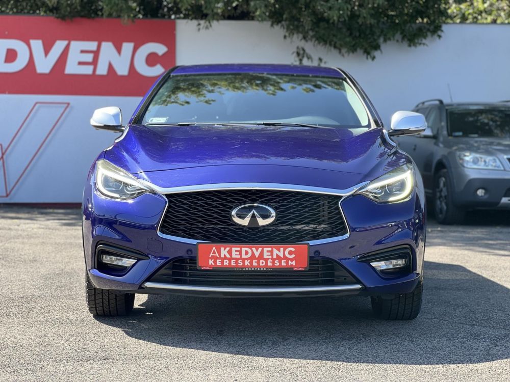 INFINITI Q30 1.5d Premium Tech M.o.-i. Márkaszervizelt. Téli-nyári kerék garnitúra!