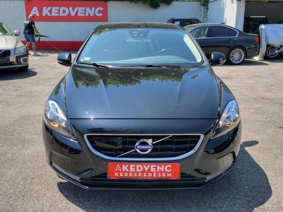 VOLVO V40 2.0 D [D3] Summum Geartronic M.o.-i. Klíma Tempomat Bluetooth 138e km!
