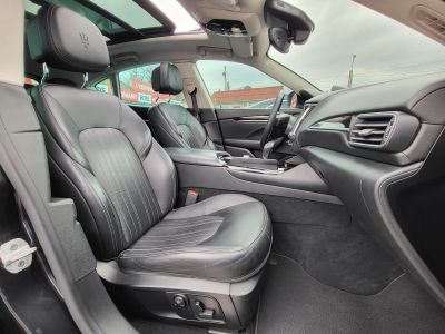 MASERATI LEVANTE 3.0 D V6 (Automata) LED Panorámatető Harman/Kardon Memória Ülésfűtés/hűtés 360kamera