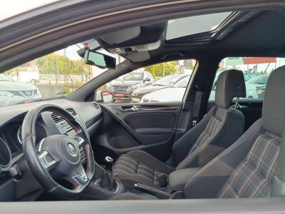 VOLKSWAGEN GOLF VI 2.0 TSI GTI 210le. Napfénytető Klíma GTI felnik Kockás belső!