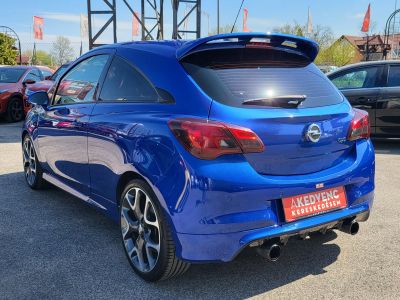 OPEL CORSA E 1.6 T OPC Magyarországi. Gyári OPC. Recaro bőr ülések. Végig vezetett szevízkönyv!