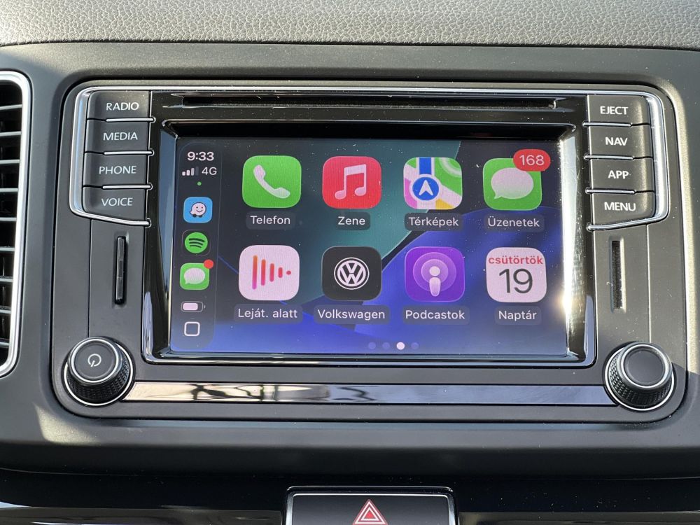 VOLKSWAGEN SHARAN 2.0 TDI BMT SCR Highline DSG [7 személy] Dynaudio. ülésmemória. Carplay. pano. vonóhorog. kamera. stb
