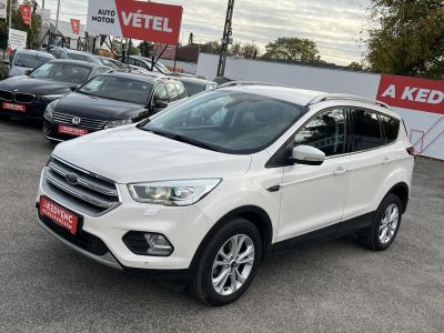 FORD KUGA 1.5 EcoBoost Titanium (Automata) 91e km. M.o.-i. 1.tul. Márkaszervizelt. Téli nyári gumik. Magasan felszerelt!