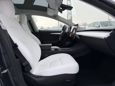 TESLA MODEL 3 Long Range AWD (Automata) 76e km. FEHÉR BELSŐ. mátrix LED. hőszivattyú. garanciális. megkímélt állapot!