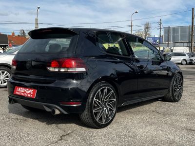 VOLKSWAGEN GOLF VI 2.0 TSI GTI DSG 270LE. Keskin felnik. Popcorn