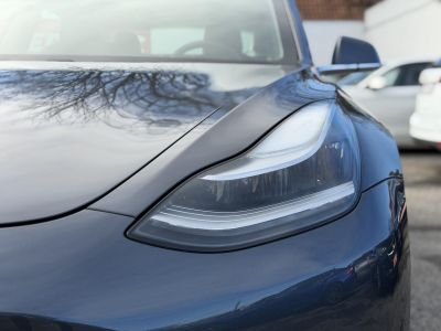 TESLA MODEL 3 Standard Range Plus Aut