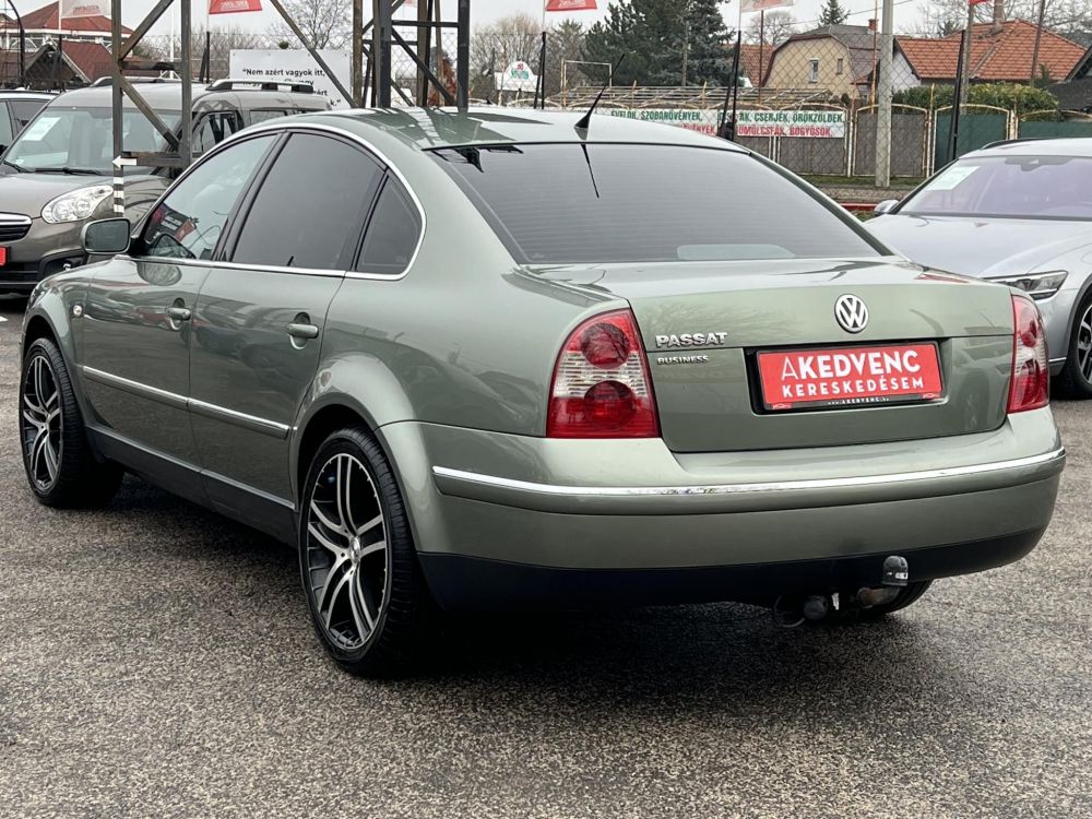 VOLKSWAGEN PASSAT 1.6 Comfortline Business