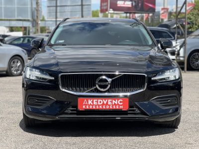 VOLVO V60 2.0 [B3] MHEV Momentum Pro Geartronic Magyarországi. végig márkaszervizelt. kerámia. friss nagyszerviz!