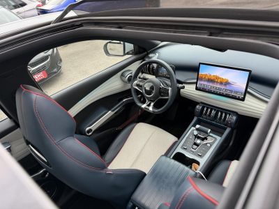 BYD ATTO 3 Design 60,4kWh M.o.-i. 1.tul. LFP. garanciális. panorámatető. világos belső!