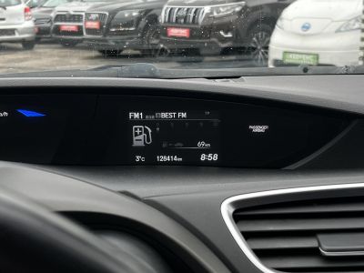 HONDA CIVIC Tourer 1.8 Lifestyle (Automata) Magyarországi Tempomat Ülésfűtés 2zdigitklíma Bluetooth 4xelablak 128e km