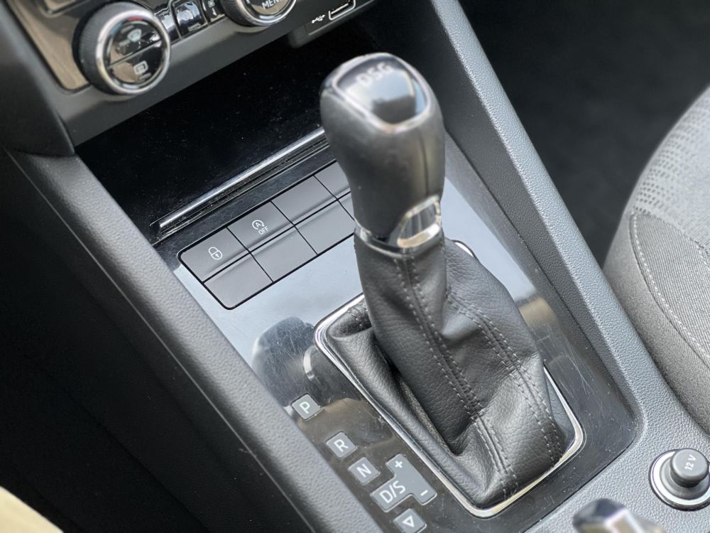 SKODA OCTAVIA 1.4 TSI Style DSG M.o.-i. sérülésmentes. CARPLAY!