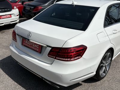 MERCEDES-BENZ E 220 BlueTEC (BlueEFFICIENCY) Avantgarde 9G-TRONIC Klíma Tempomat Bluetooth Parkradar El.ablak AMG-Pack!