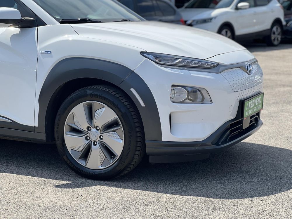 HYUNDAI KONA EV 64kWh Comfort 400+km hatótáv