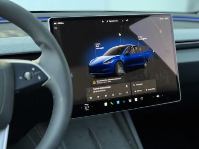 TESLA MODEL 3 RWD Premium (Automata) 27e km Ryzen mátrix LED Garanciális!