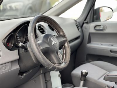 MITSUBISHI COLT 1.3 Inform AC