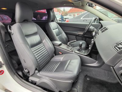 VOLVO C30 1.6 D [D2] R-Design