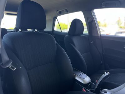 TOYOTA AURIS 1.4 Luna