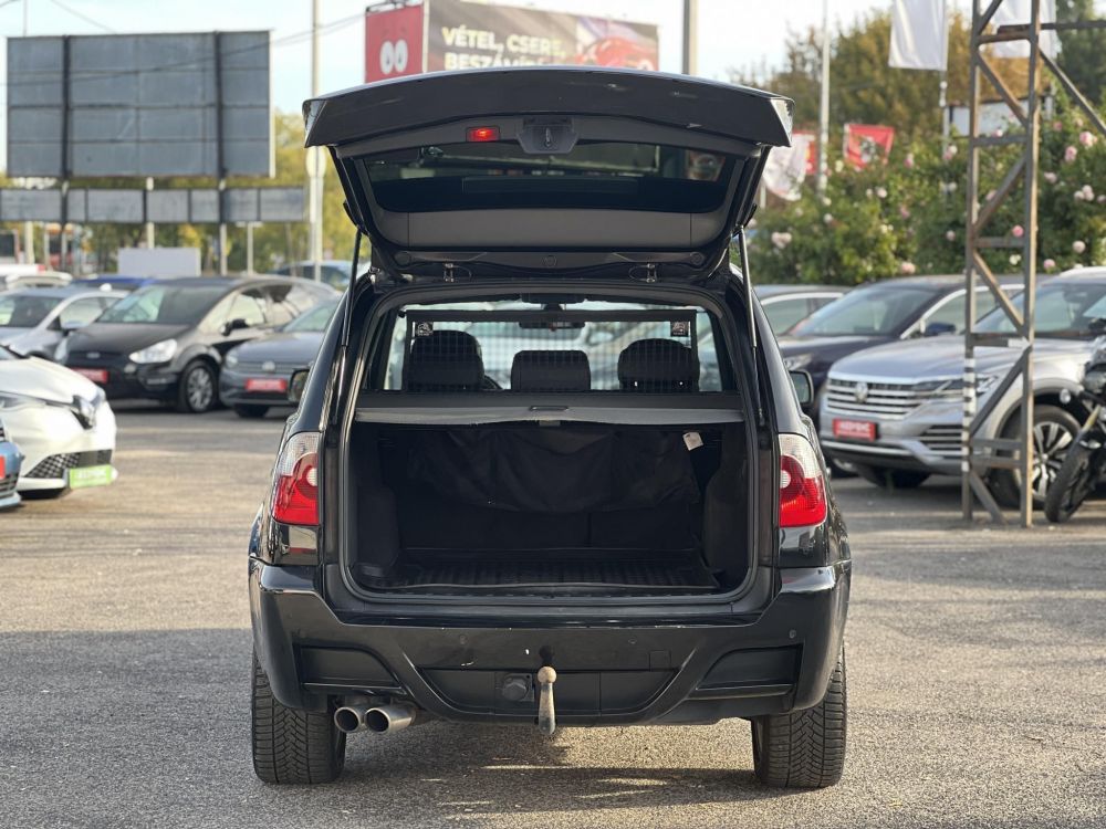 BMW X3 3.0 (Automata) xenon fényszórók. ülésfűtés. lejtmenet. memória. vonóhorog. bőr belső!