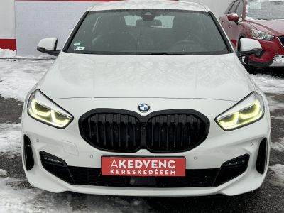 BMW 118i M Sport 70e km. Márkaszervizelt Harman/Kardon Téli/Nyári garnitúra!