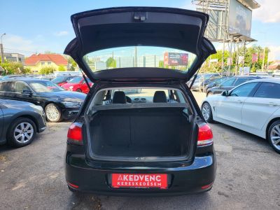 VOLKSWAGEN GOLF VI 1.4 Trendline Klíma