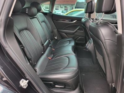 MASERATI LEVANTE 3.0 D V6 (Automata) LED Panorámatető Harman/Kardon Memória Ülésfűtés/hűtés 360kamera