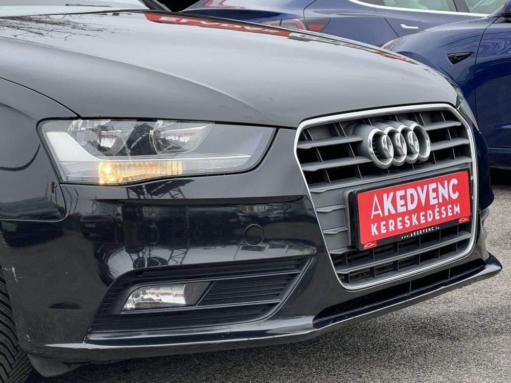 AUDI A4 2.0 TDi Klíma Tempomat Bluetooth 142e km!