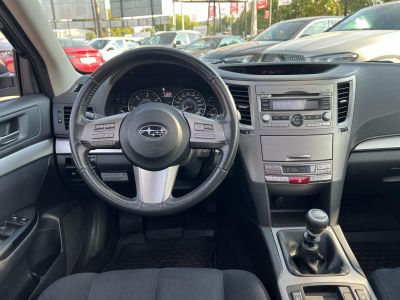 SUBARU OUTBACK 2.0 D Comfort 4WD 125e km. Klíma Tempomat Bluetooth Napfénytető Ülésfűtés