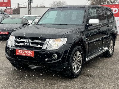 MITSUBISHI PAJERO 3.2 DI-D Instyle Navi (Automata) Xenon Bőr belső 7 személyes Tempomat Bluetooth Navi