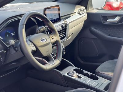 FORD KUGA 2.5 PHEV ST-Line CVT ST-line. panoráma tető