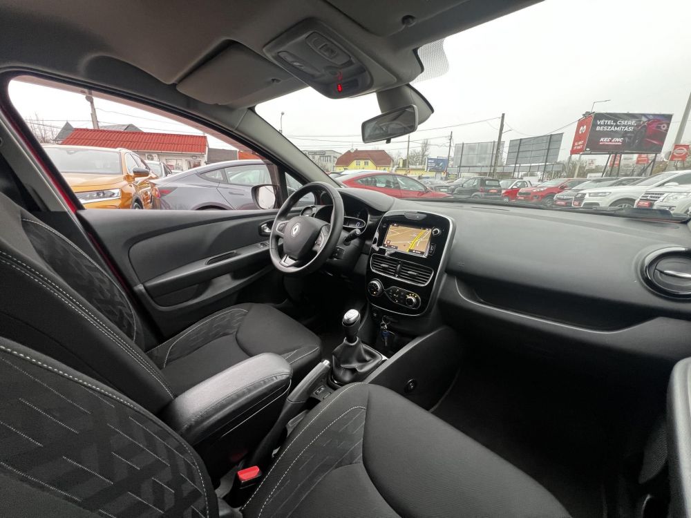 RENAULT CLIO Grandtour 0.9 TCe Generation Limited M.o.-i. 1.tul. 44e km!