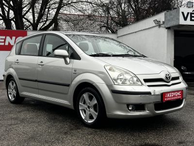 TOYOTA COROLLA VERSO 1.8 Linea Sol 7 személyes frissen szervizelt. tempomat. digit klíma. vonóhorog