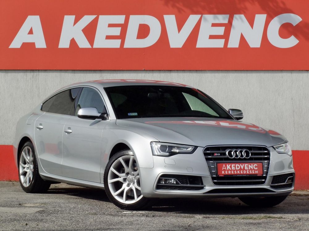 AUDI S5