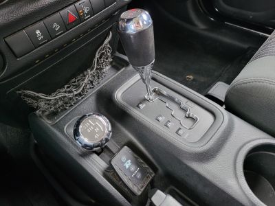 JEEP WRANGLER 2.8 CRD Sport (Automata) emelés. vonóhorog. megkímélt!