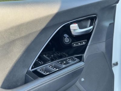 KIA NIRO e-Niro 64kWh Platinum 400+km hatótáv. Bőr. ülésszellőztetés. CARPLAY. stb