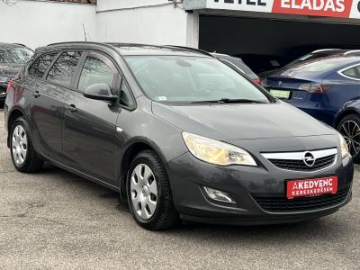 OPEL ASTRA J 1.7 CDTI Selection Klíma Tempomat Friss vizsga!