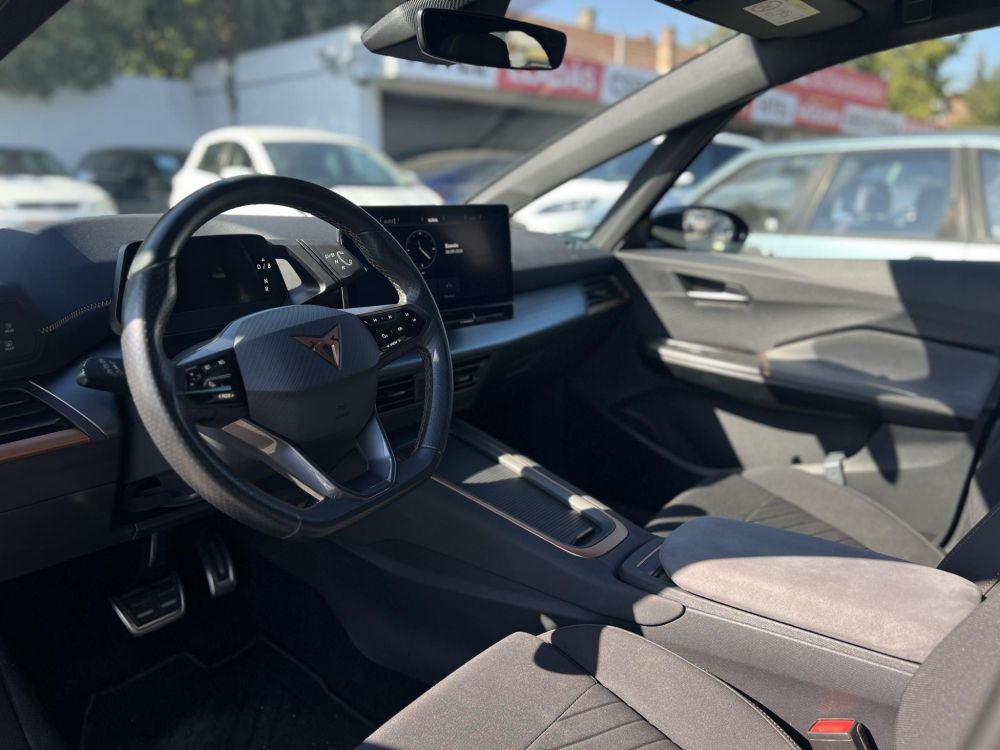 CUPRA BORN 58 kWh 64e km. 400 km hatótáv. ülésfűtés. CARPLAY!