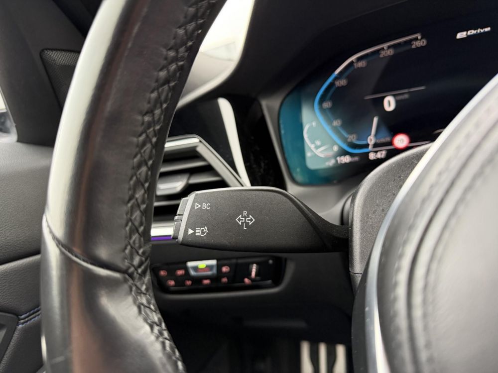 BMW 330e M Sport (Automata) Frissen szervizelt. Új téli gumik!