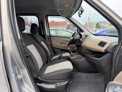 OPEL COMBO 1.6 CDTI L1H1 Enjoy 7 személyes M.o.-i. 1.tul. Márkaszervizelt. Téli-nyári kerék garnitúra!