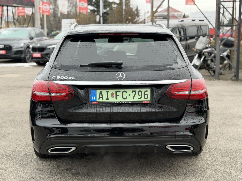 MERCEDES-BENZ C 300 T de EQ Power 9G-TRONIC AMG+karbon csomag. 88e km Burmester. teljes kerámia bevonat. ZÖLD rendszám