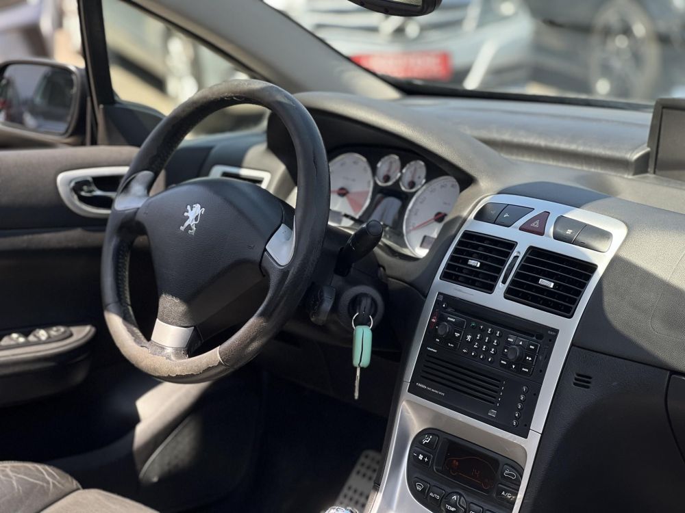 PEUGEOT 307 CC 2.0 Standard vezérlés cserélve. új kuplung szett. klíma. tempomat. bluetooth!
