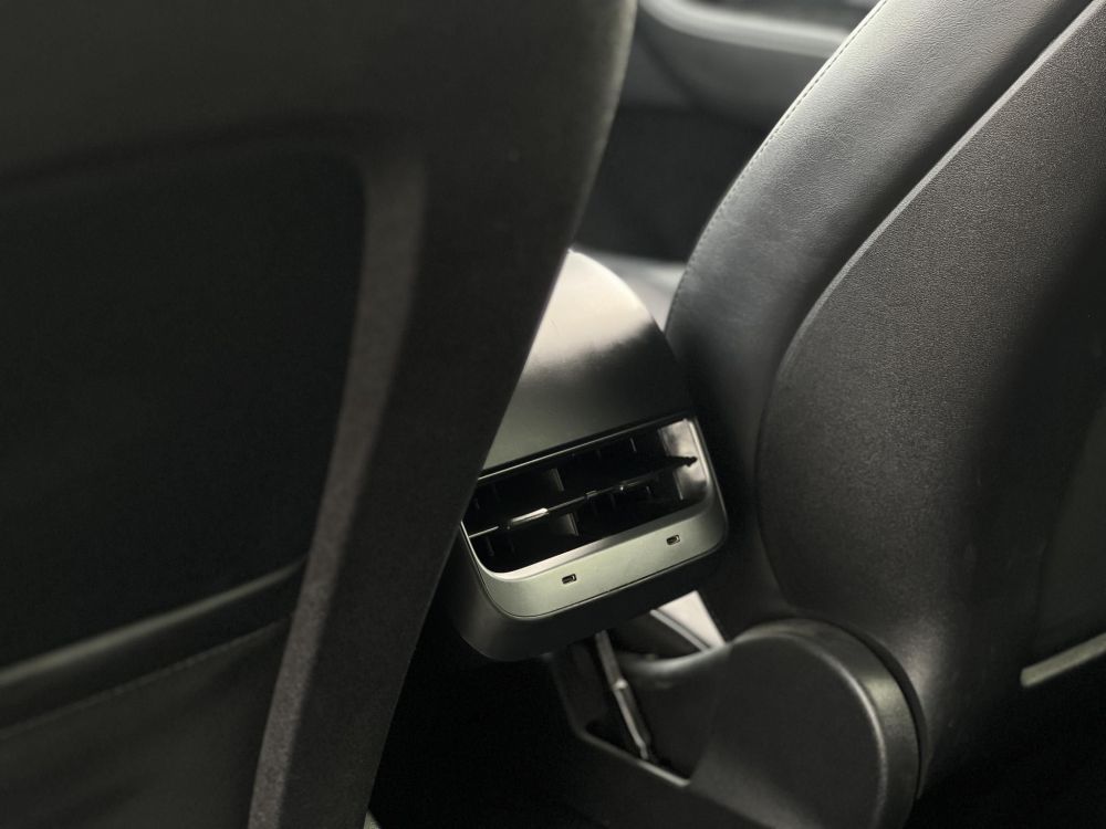 TESLA MODEL Y Performance AWD (Automata) 70e km. AMD Ryzen. mátrix LED. premium hifi. hőszivattyú!