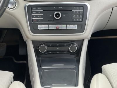 MERCEDES-BENZ CLA 200 7G-DCT M.o.-i. világos belső. harman/kardon. memória. CARPLAY