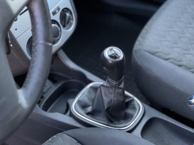 OPEL CORSA D 1.4 Selection Ülés- és Kormányfűtés. klíma