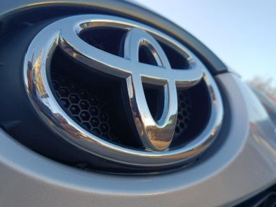 TOYOTA AYGO 1.0 x-play look (Automata) Magyar 112e km tolatókamera panoráma tető!