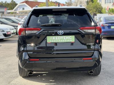 TOYOTA RAV 4 Rav4 2.5 Hybrid Black Edition e-CVT JBL 126e km. LED. sérülésmentes. CARPLAY. kifogástalan állapot!
